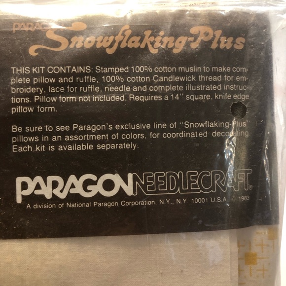 Vintage 1983 Paragon Needlecraft 14” Pillow Embroidery Kit with Lace Ruffle NOS - Picture 11 of 15